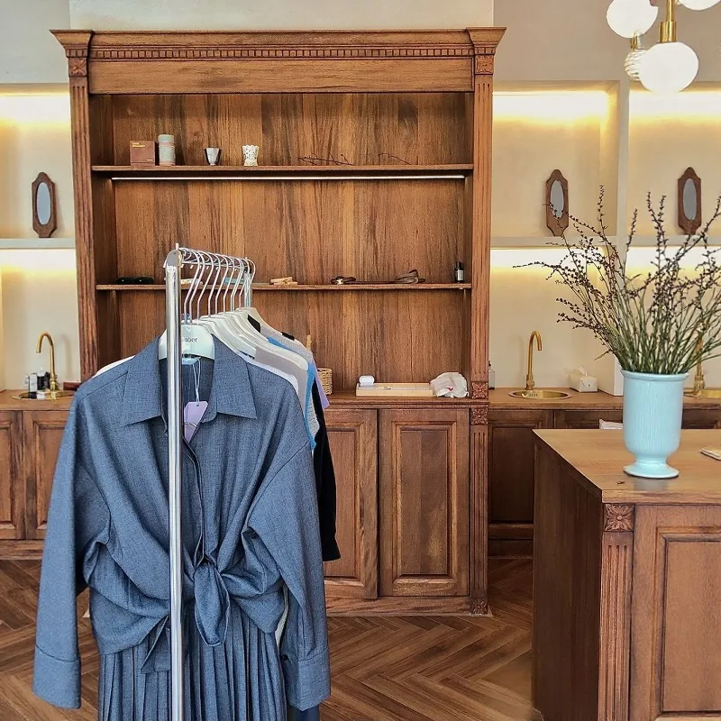 Kassa pagina kledingwinkel Mid - Office Furniture Buyers recensie en prijs